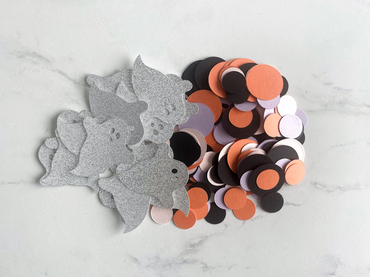 Ghost Confetti With Circles